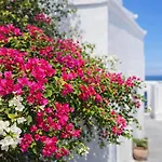 Hotiday Santorini Sea View Apart Otel 3*
